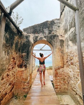 Carol moreira image