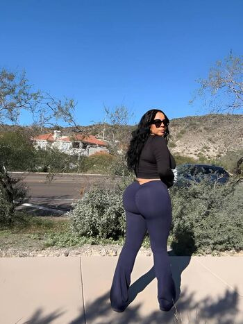 Carolina dominguez image