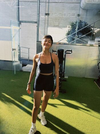 Carolina oliveira image