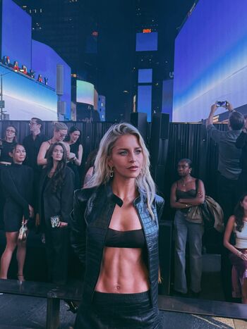 Caroline daur image