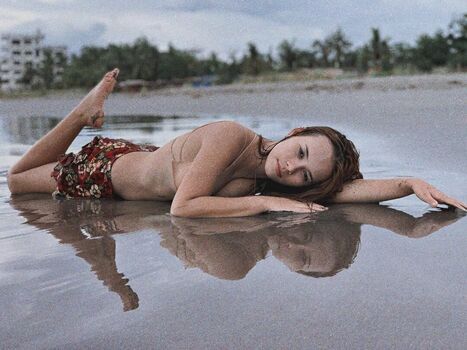 Caroline grasland image