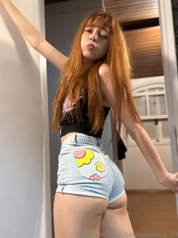 Caroline lopes image