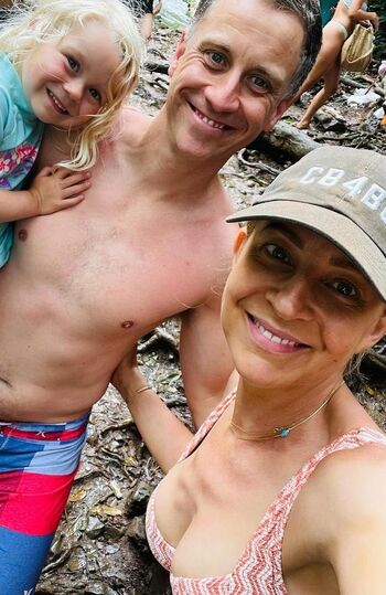 Carrie bickmore page 2 image