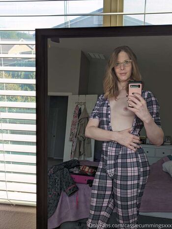 Cassie cummings image