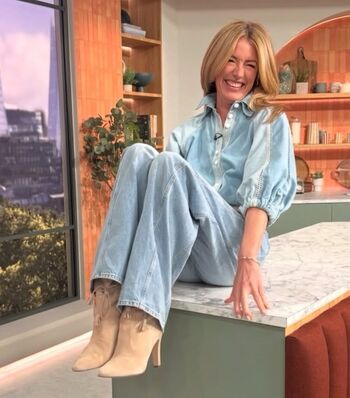 Cat deeley image