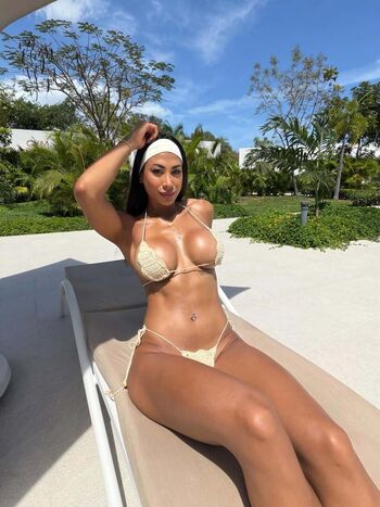 Catalina cantero image