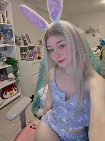 Celebi cos page 6 image