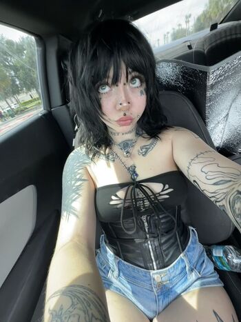 Celeste triplex 1 image