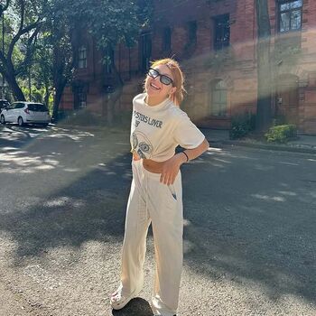 Cervantes solis image