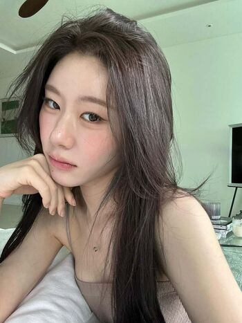 Chaeryeong image
