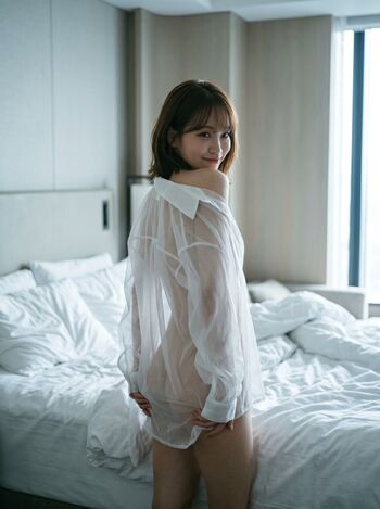 Chaewon image