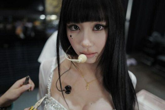 Chaeyoung page 2 image