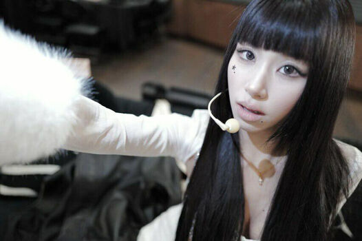 Chaeyoung page 2 image