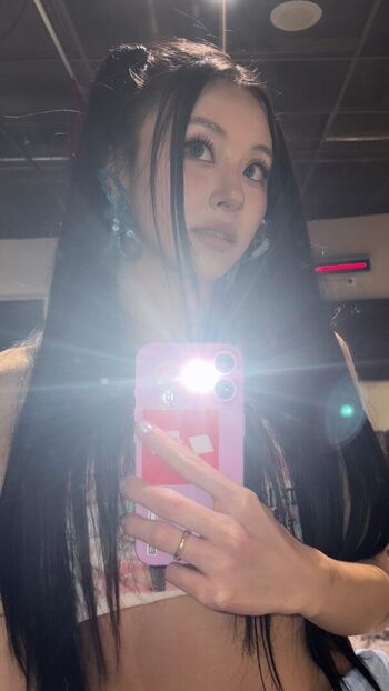 Chaeyoung page 2 image