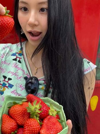 Chaeyoung image