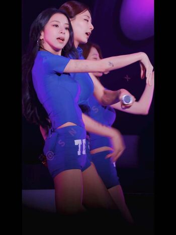 Chaeyoung image
