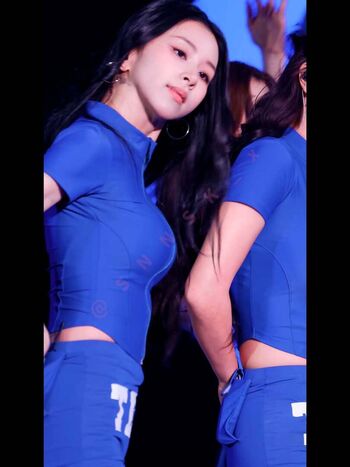 Chaeyoung image