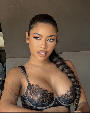 Chandleralexiss image