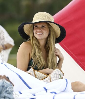 Chanel west coast image
