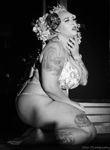 Chanteuse image