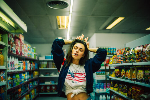 Charleen weiss image
