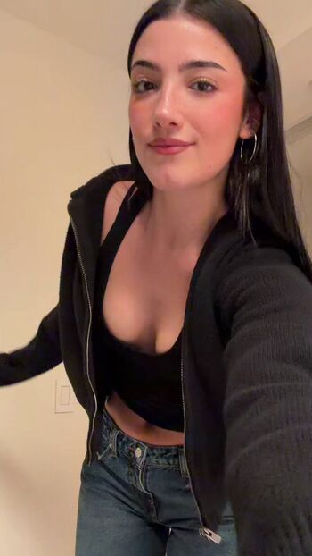 Charli d amelio page 14 image