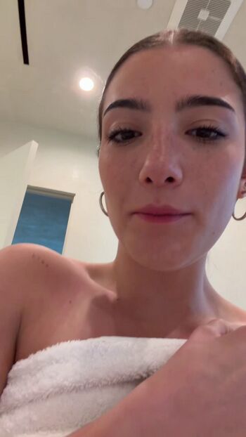 Charli d amelio page 14 image