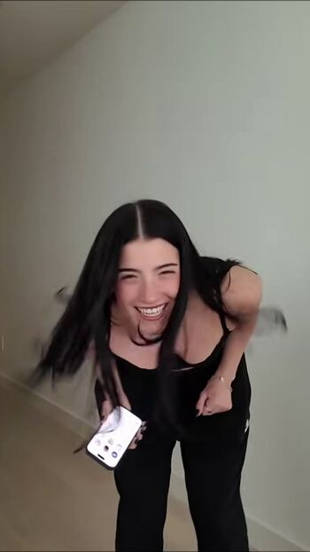 Charli d amelio page 10 image