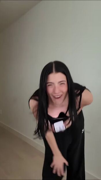 Charli d amelio page 10 image