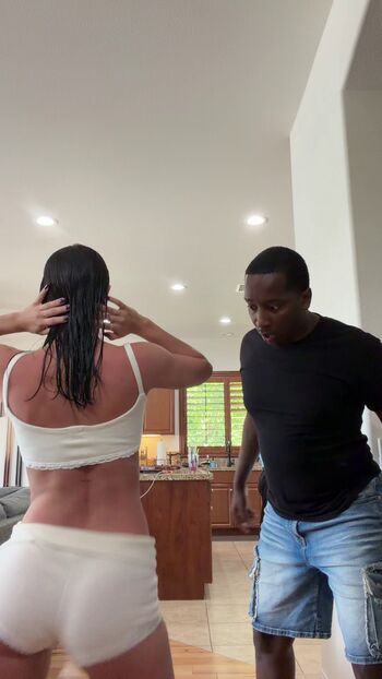 Charli d amelio page 5 image