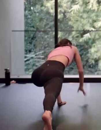 Charli d amelio page 3 image