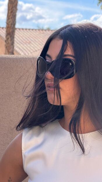 Charli d amelio page 3 image