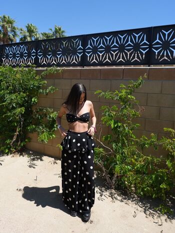 Charli d amelio page 2 image