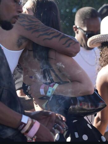 Charli d amelio page 2 image