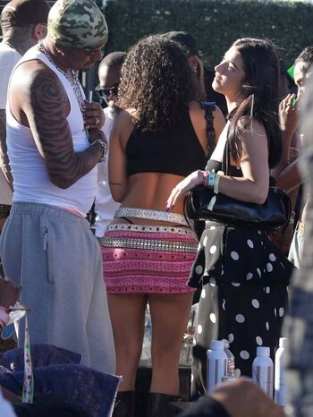 Charli d amelio page 2 image