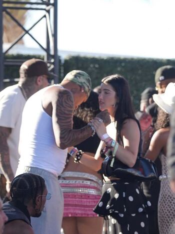 Charli d amelio image