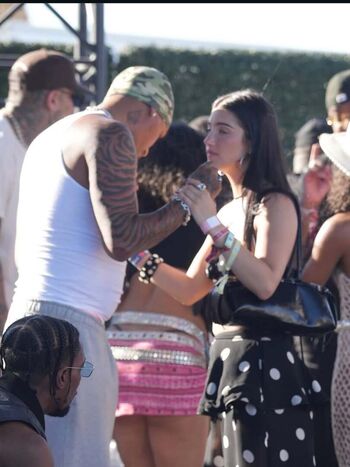 Charli d amelio image