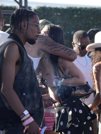 Charli d amelio image