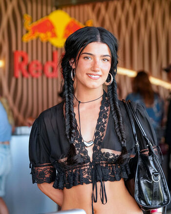 Charli damelio image
