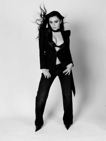 Charli xcx image
