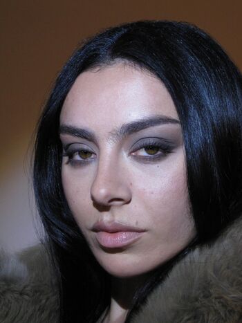 Charli xcx image