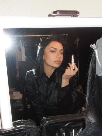 Charli xcx image