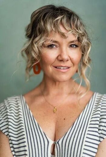 Charlie brooks image