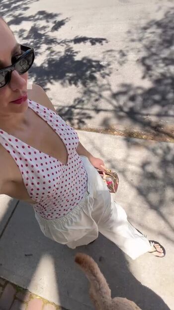 Charlotte dobre image