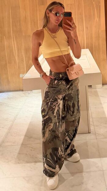 Charlotte flair image