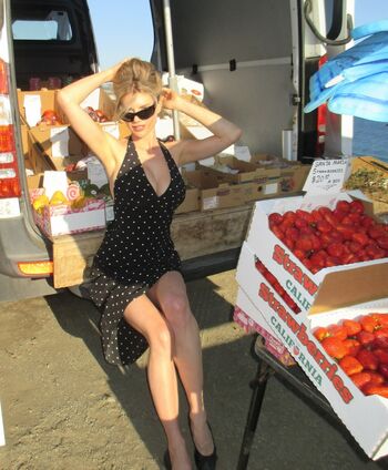 Charlotte mckinney 1 image