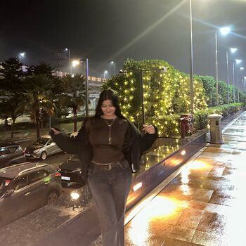 Charvi sharma image