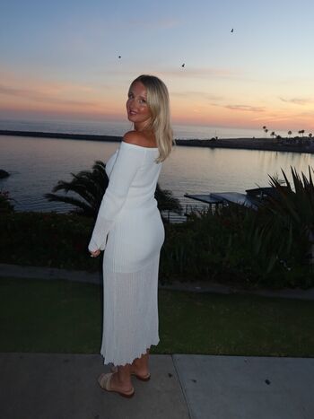 Chasity and elli nolan page 2 image