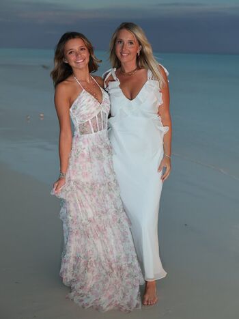 Chasity and elli nolan image