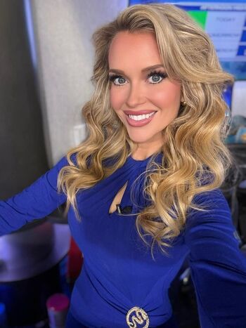 Chelsea chandler image